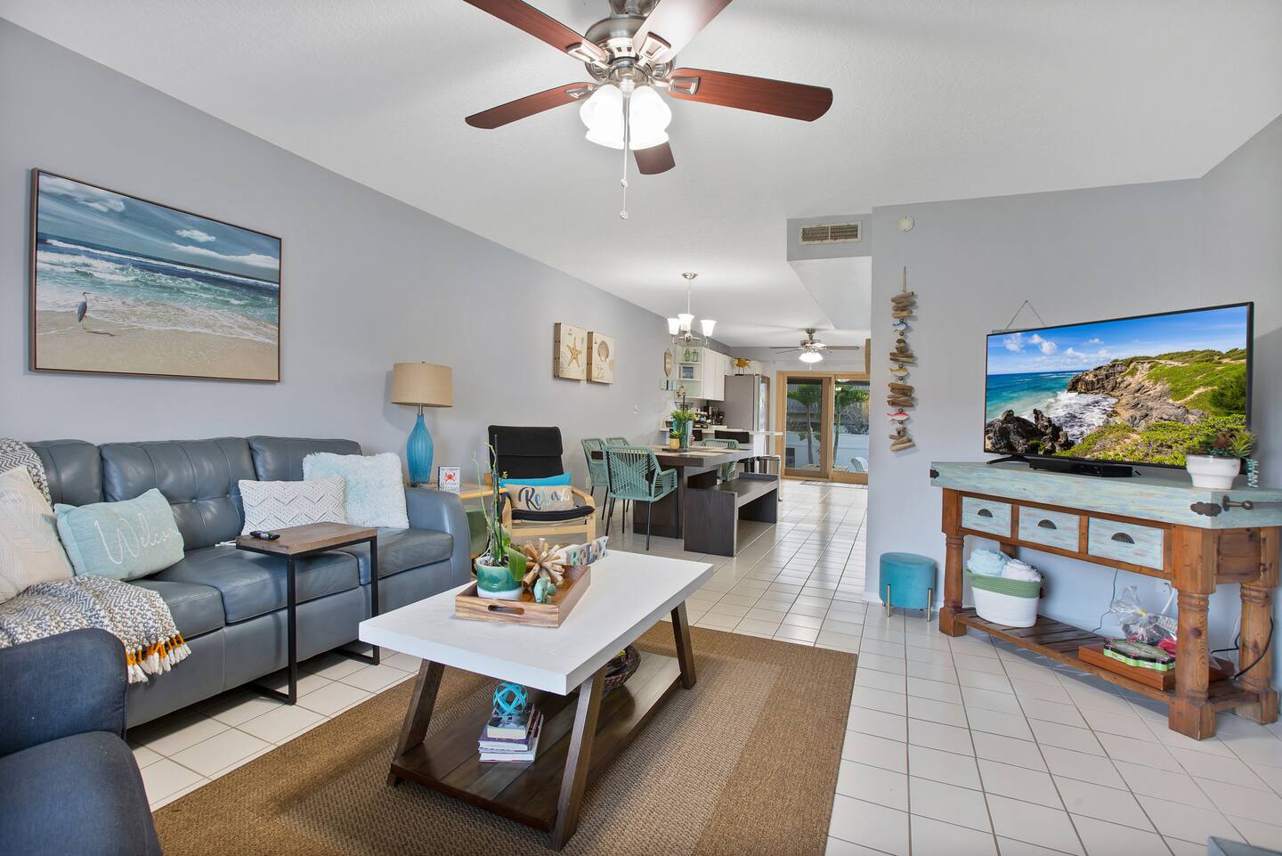 Relaxing Beach Retreat interior