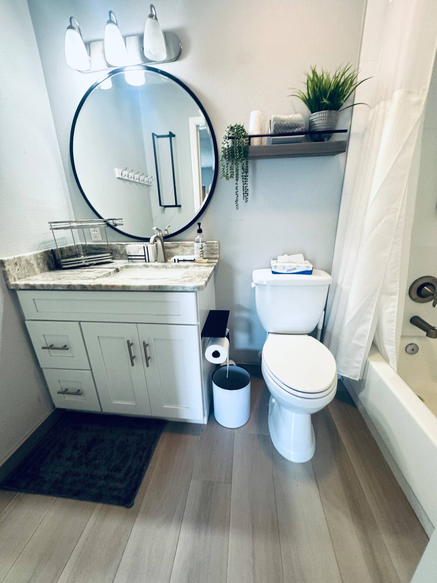 Modern Beach Retreat — Bathroom